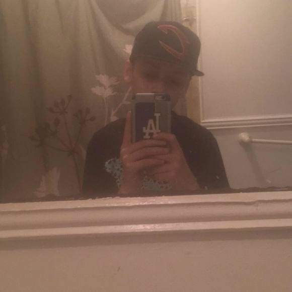 Meet your Posher, Cristian - Picture 1 of 1